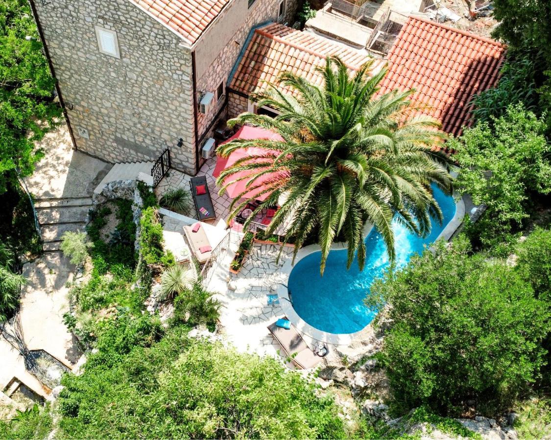 Sunny Villa, With Pool, Bbq, View, Parking Villa *
